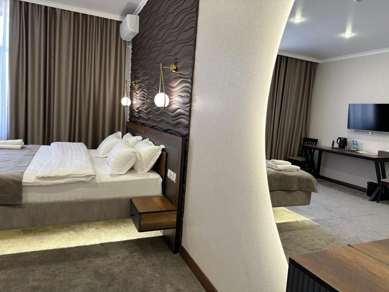 Otel Grand Way